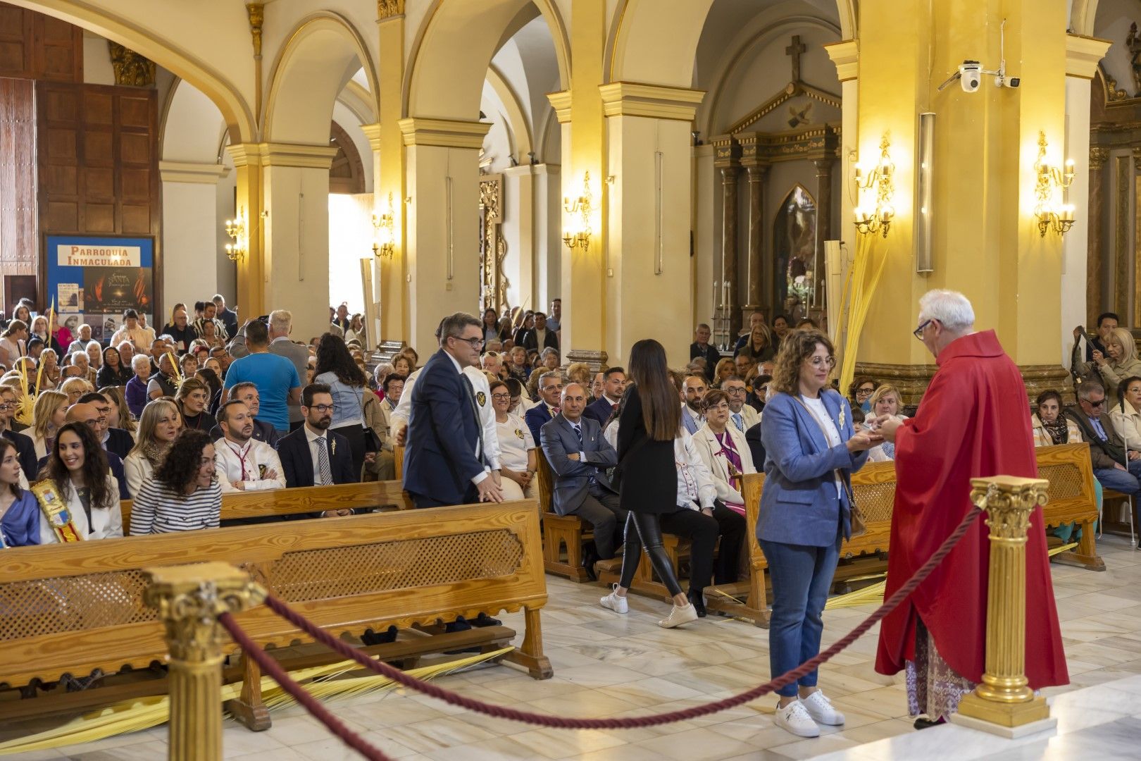 Bendición y procesión de Las Palmas en Torrevieja de Domingo de Ramos en la Semana Santa 2024