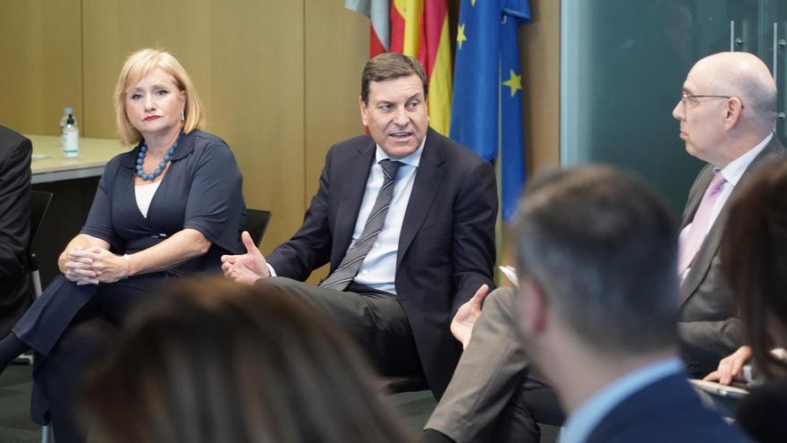 Carriedo carga contra los grupos parlamentarios por su “tentación de destruir” y “anteponer el escenario electoral a los intereses”