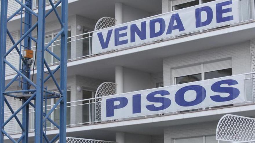 Imatge d&#039;arxiu d&#039;un bloc de pisos en venda