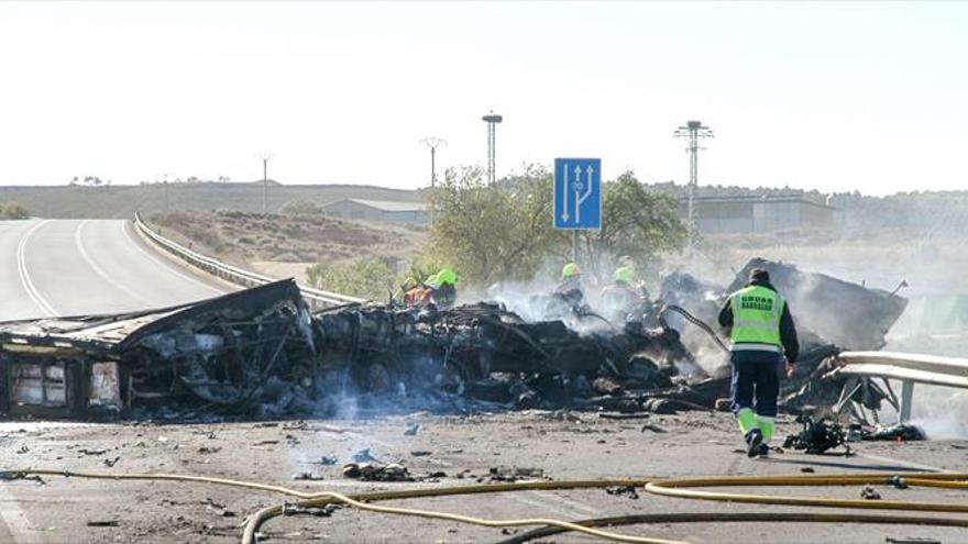 Mueren dos camioneros al chocar frontalmente en la N-232 en Alfaro