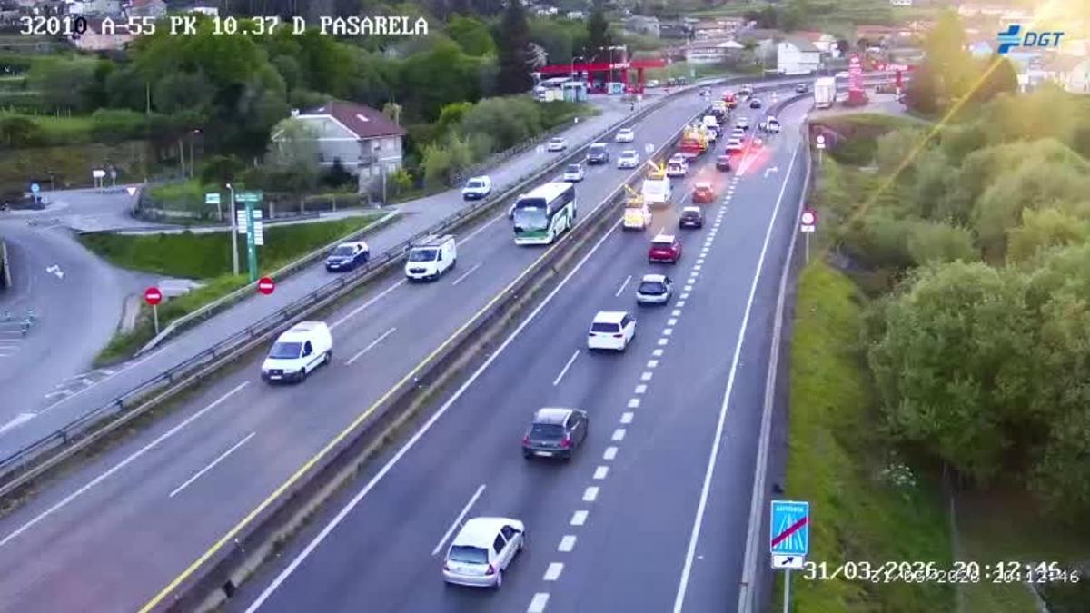 La A-55 con un carril cortado tras el accidente.