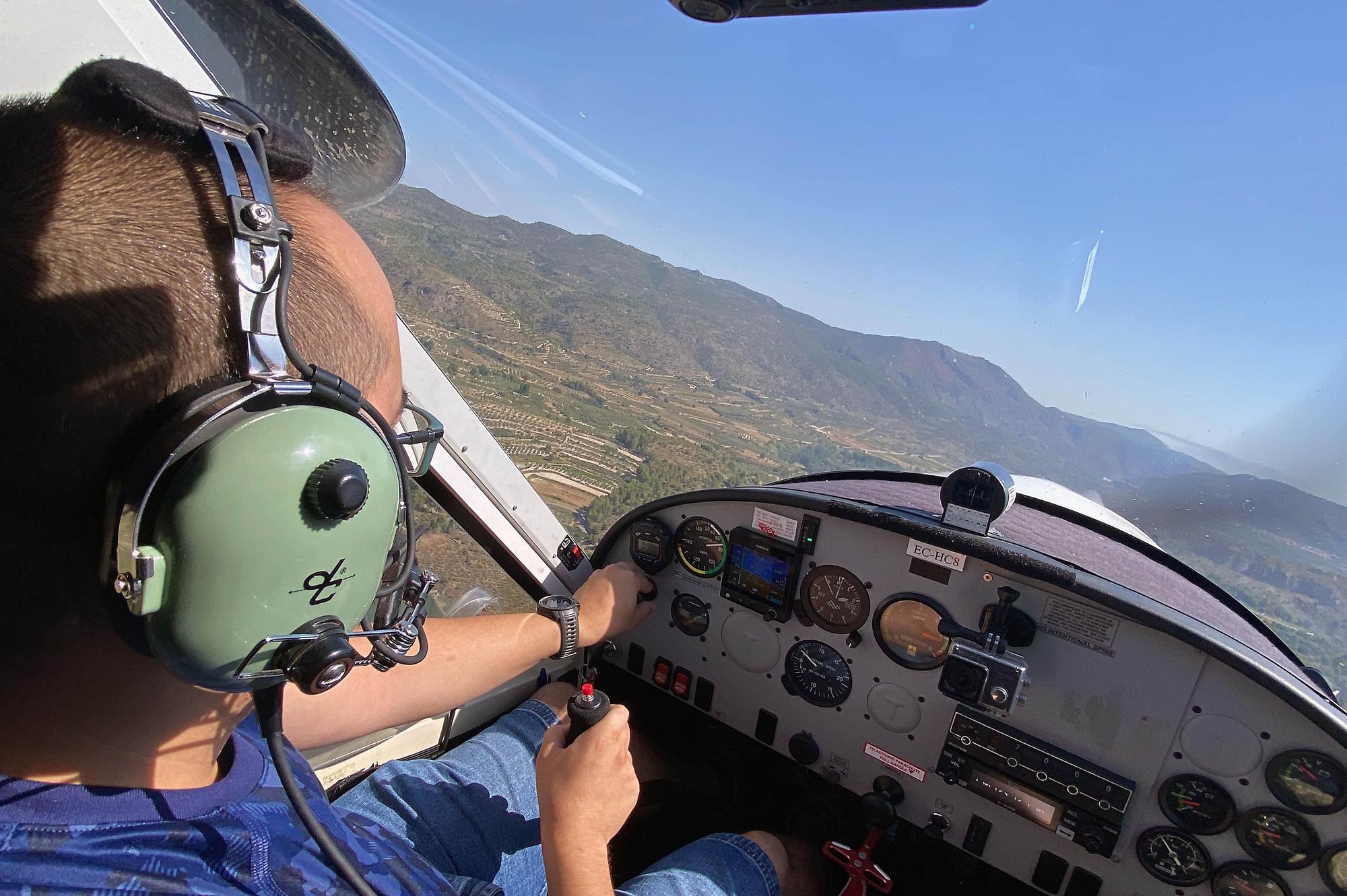 Pilotos en guardia contra los incendios