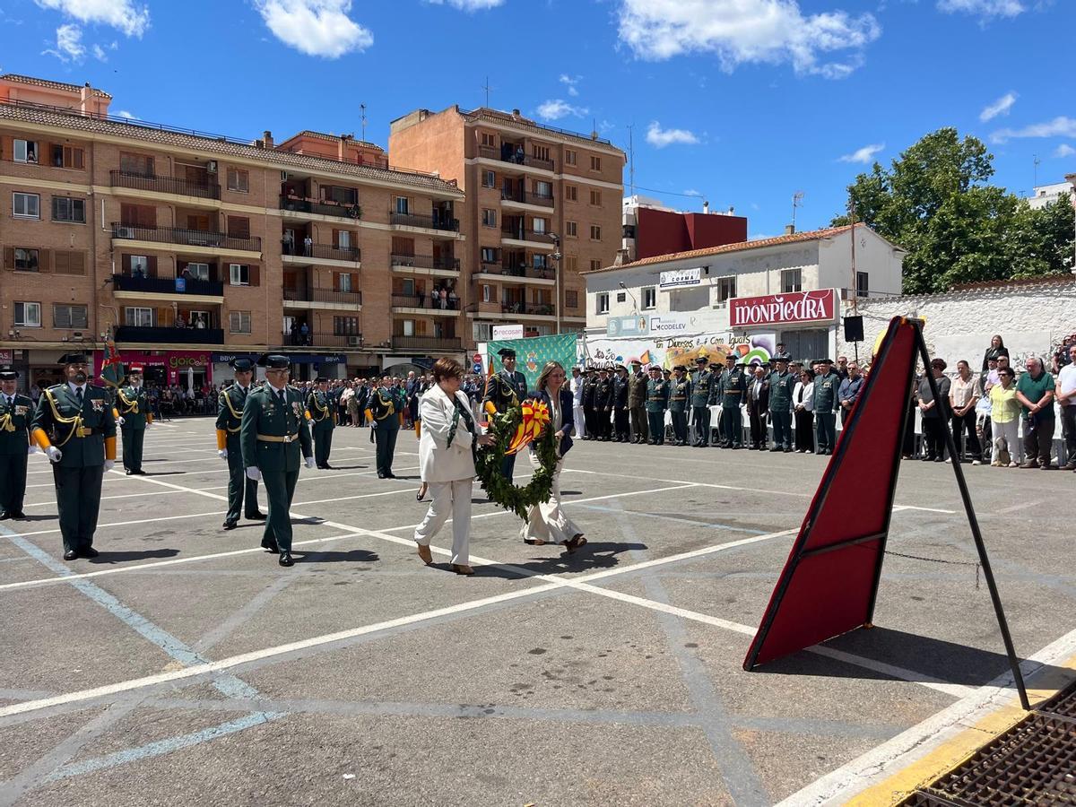 Otra foto del acto institucional.