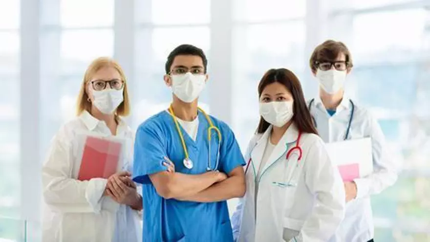 Se buscan médicos de familia, dermatólogos, oftalmólogos y fisioterapeutas para Francia
