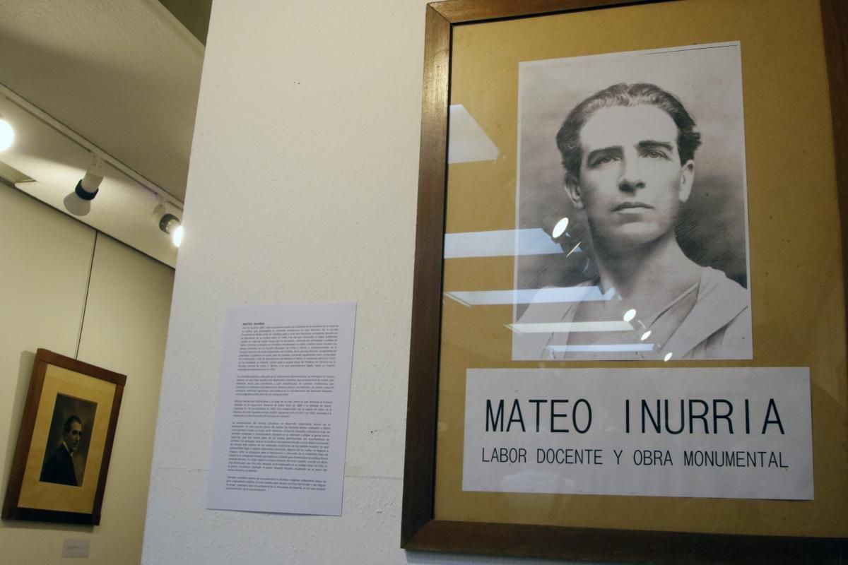 La escuela Mateo Inurria rinde un homenaje al escultor cordobés