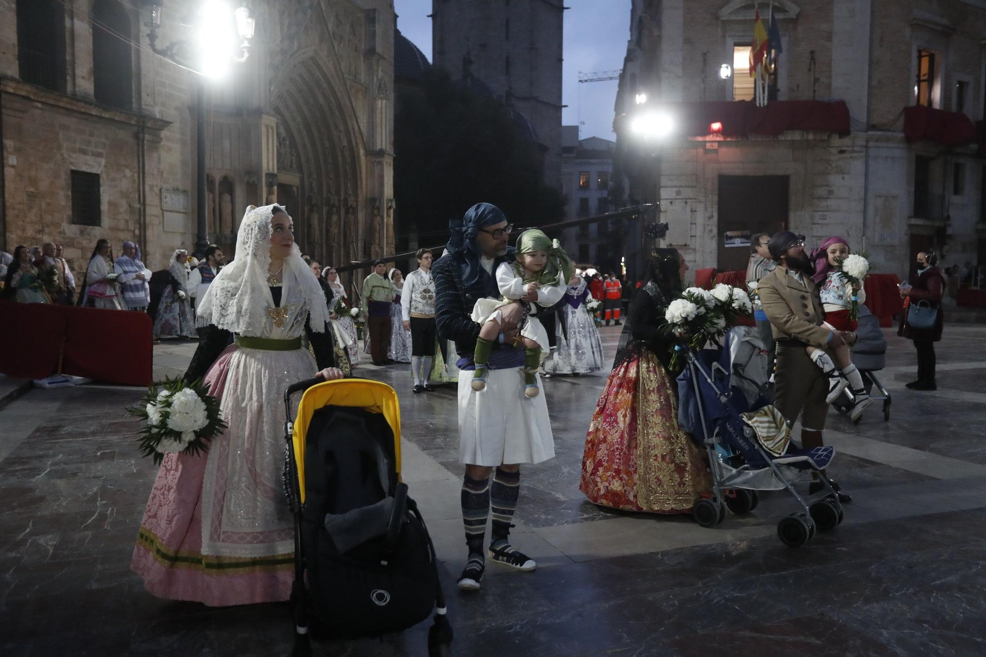 Búscate en el segundo día de ofrenda por la calle de la Paz (entre las 19:00 a las 20:00 horas)