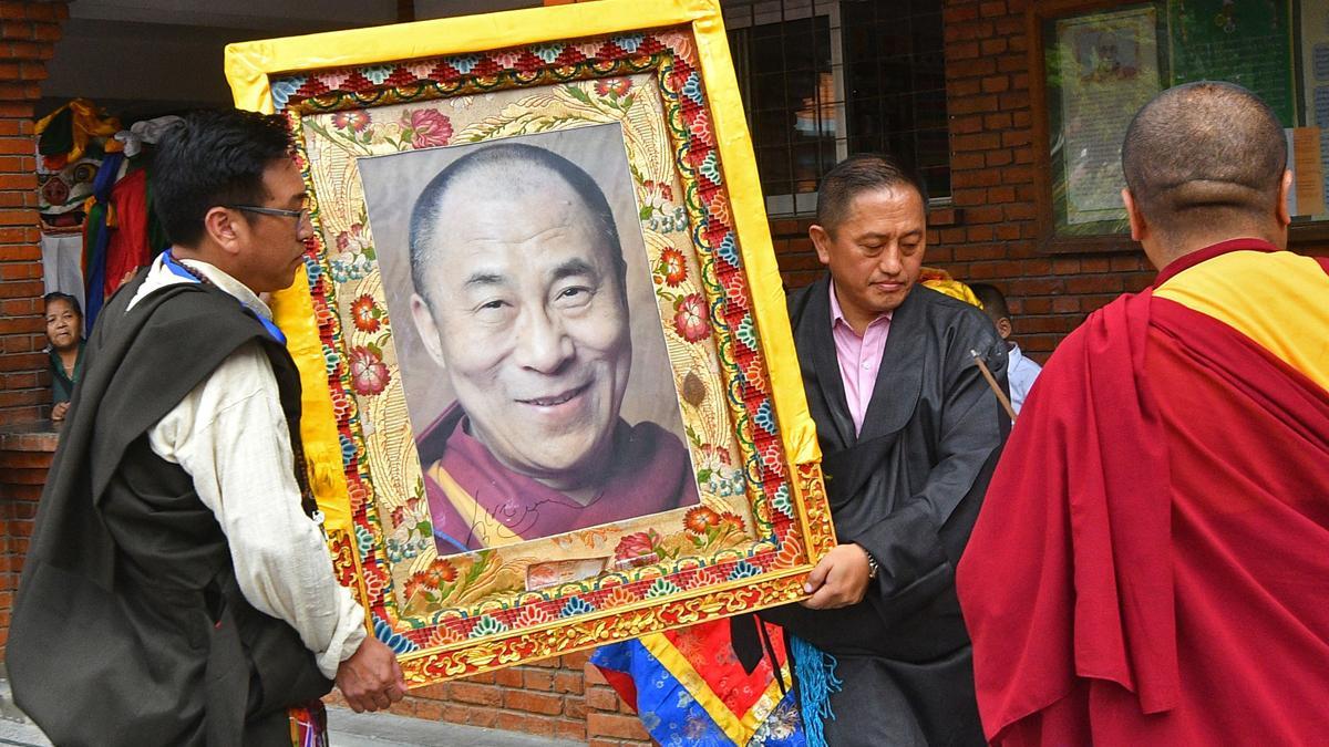 Nepal celebra el 88 cumpleaños del Dalái Lama