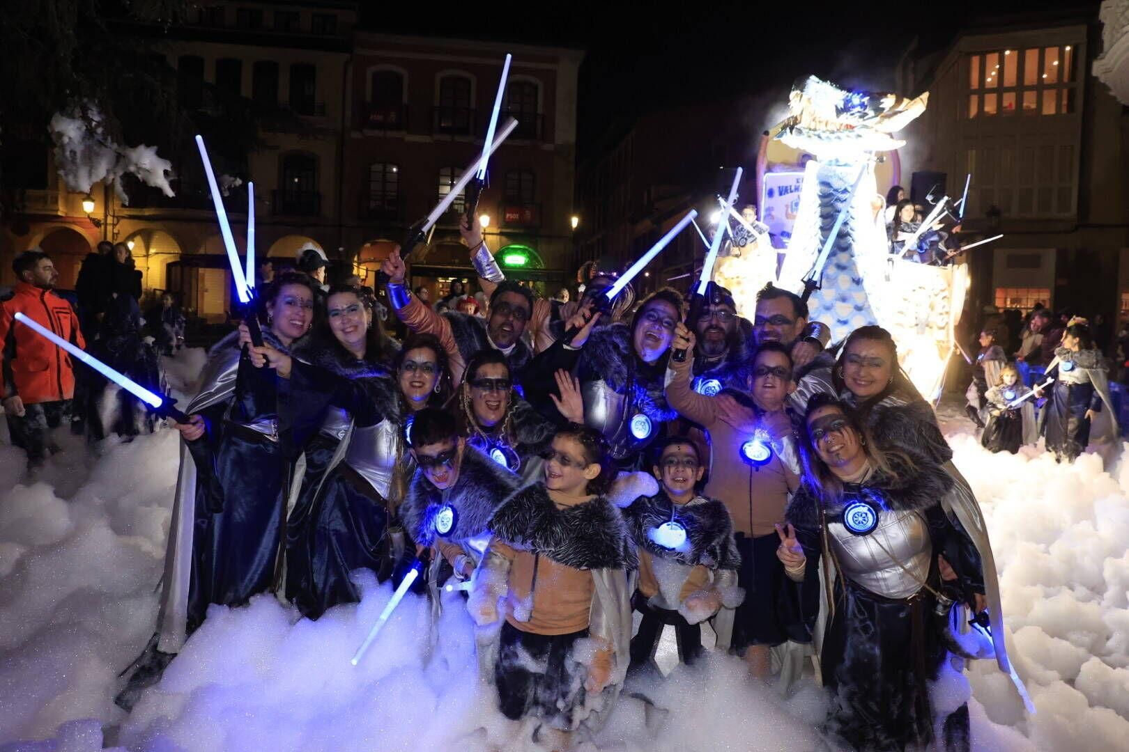 EN IMÁGENES: Así fue el espectacular 37.º Descenso de Galiana en el Antroxu de Avilés.
