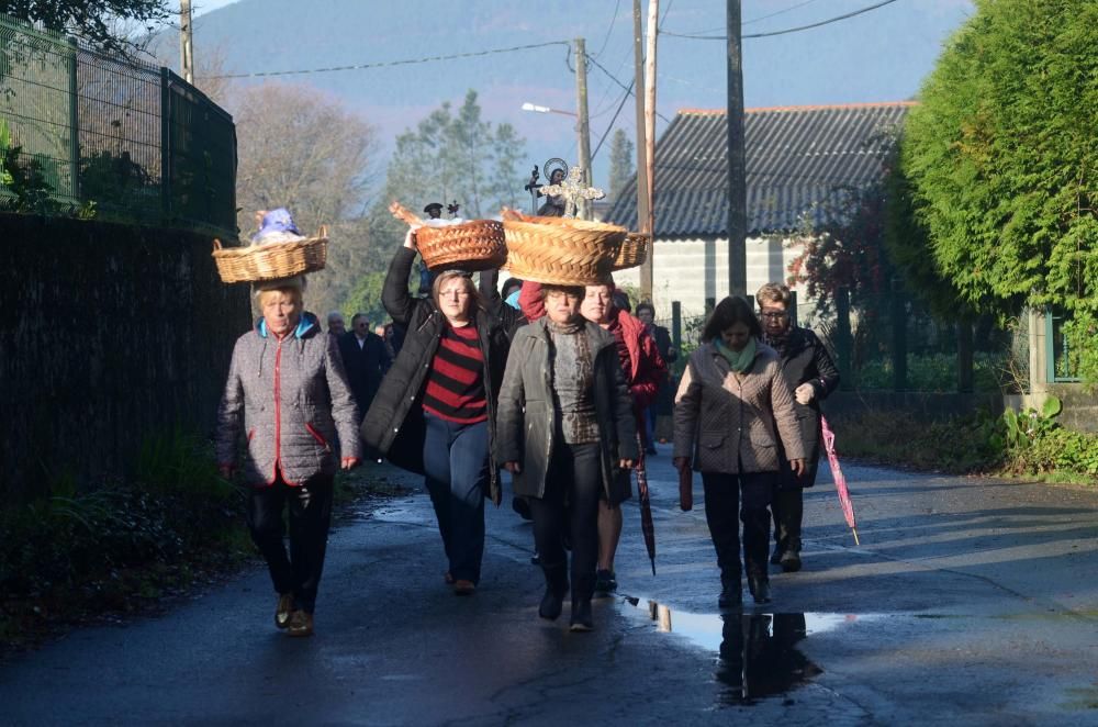 Procesión de los lacones, en el Concello de Valga.