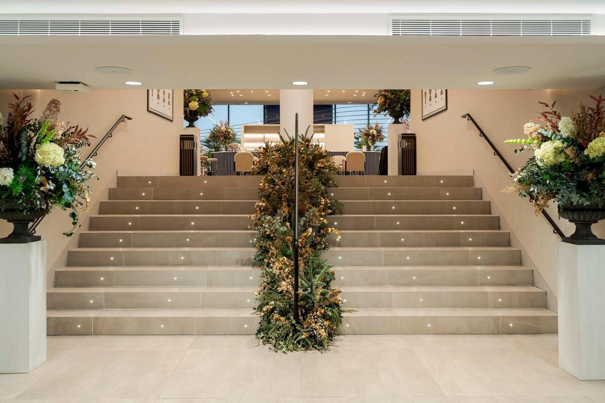 Acceso al palco del estadio Bernabéu.