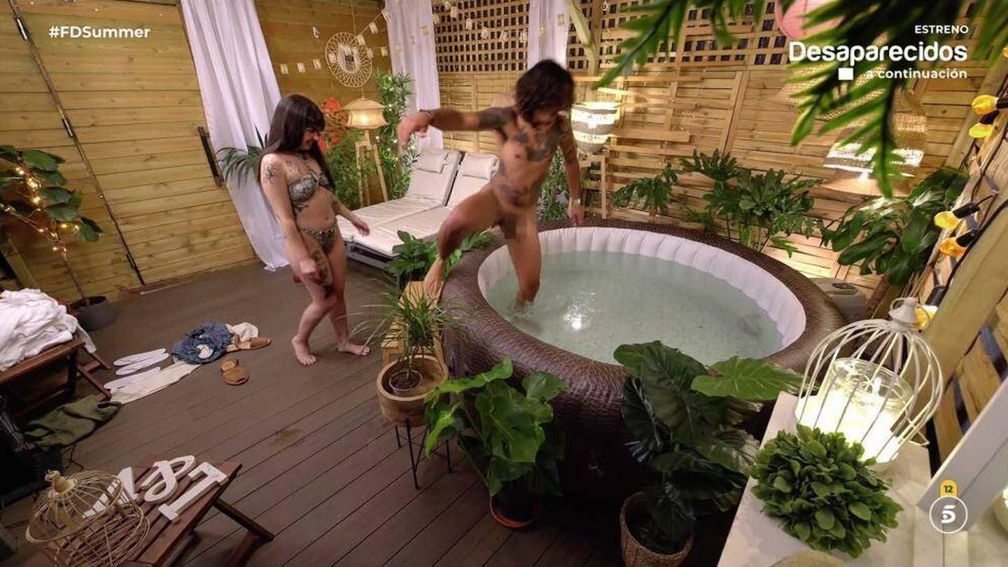 Agnes y Eddy protagonizaron un momentazo después de que él se desnudase