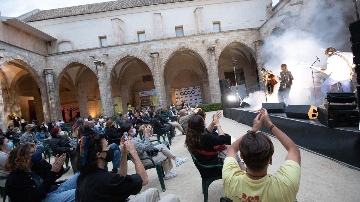 Actuación en el Centre del Carme