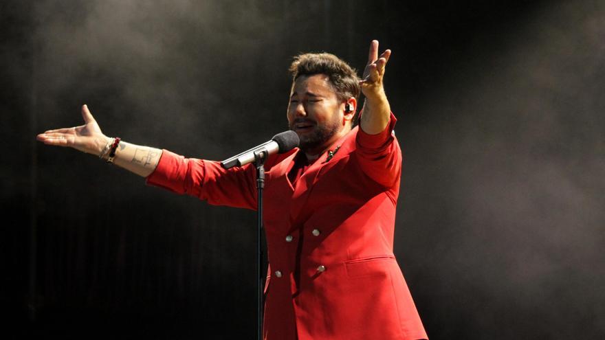 Miguel Poveda conquista con su ‘Poema del cante jondo’ el Festival de Priego