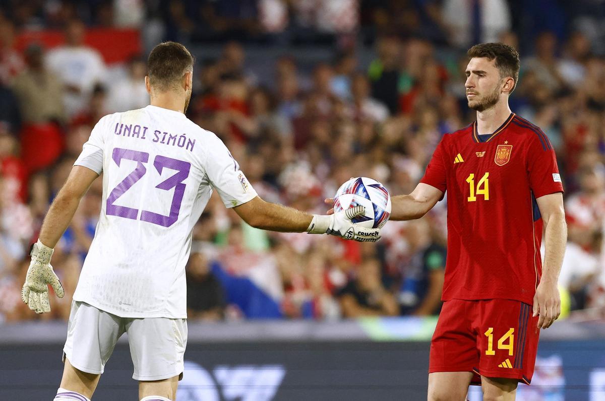 Unai Simón y Aymeric Laporte.