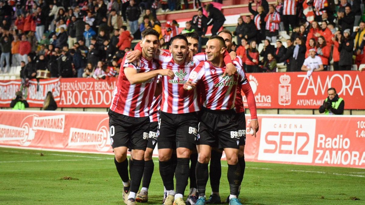 Carlos Ramos, Kike Máquez y Clavería.