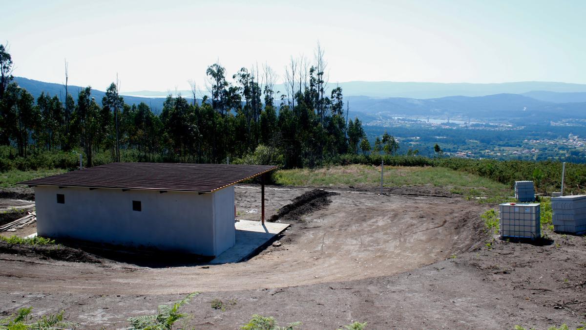 La parcela de Coaxe (Dimo) en la que se quiere consolidar la pirotecnia.