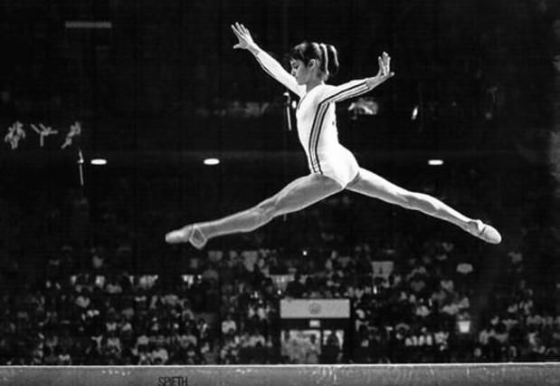 Nadia Comaneci, en los Juegos Olímpicos de Montreal de 1976.