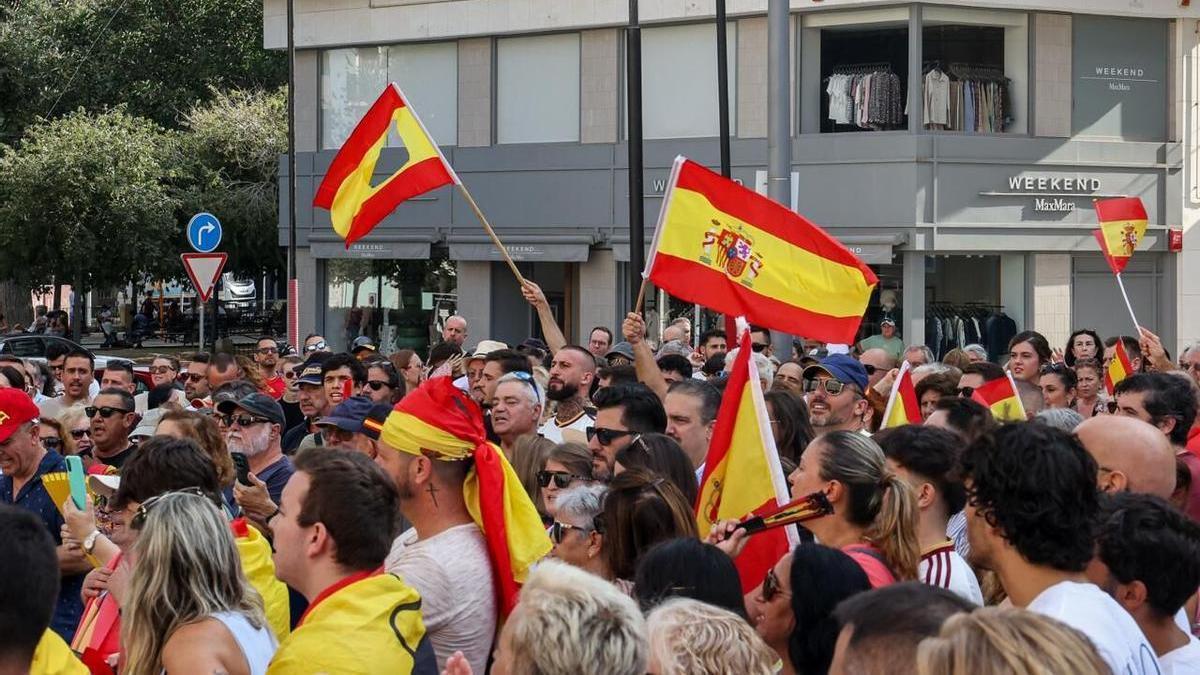 Movilización en Alicante en apoyo a Ceuta.