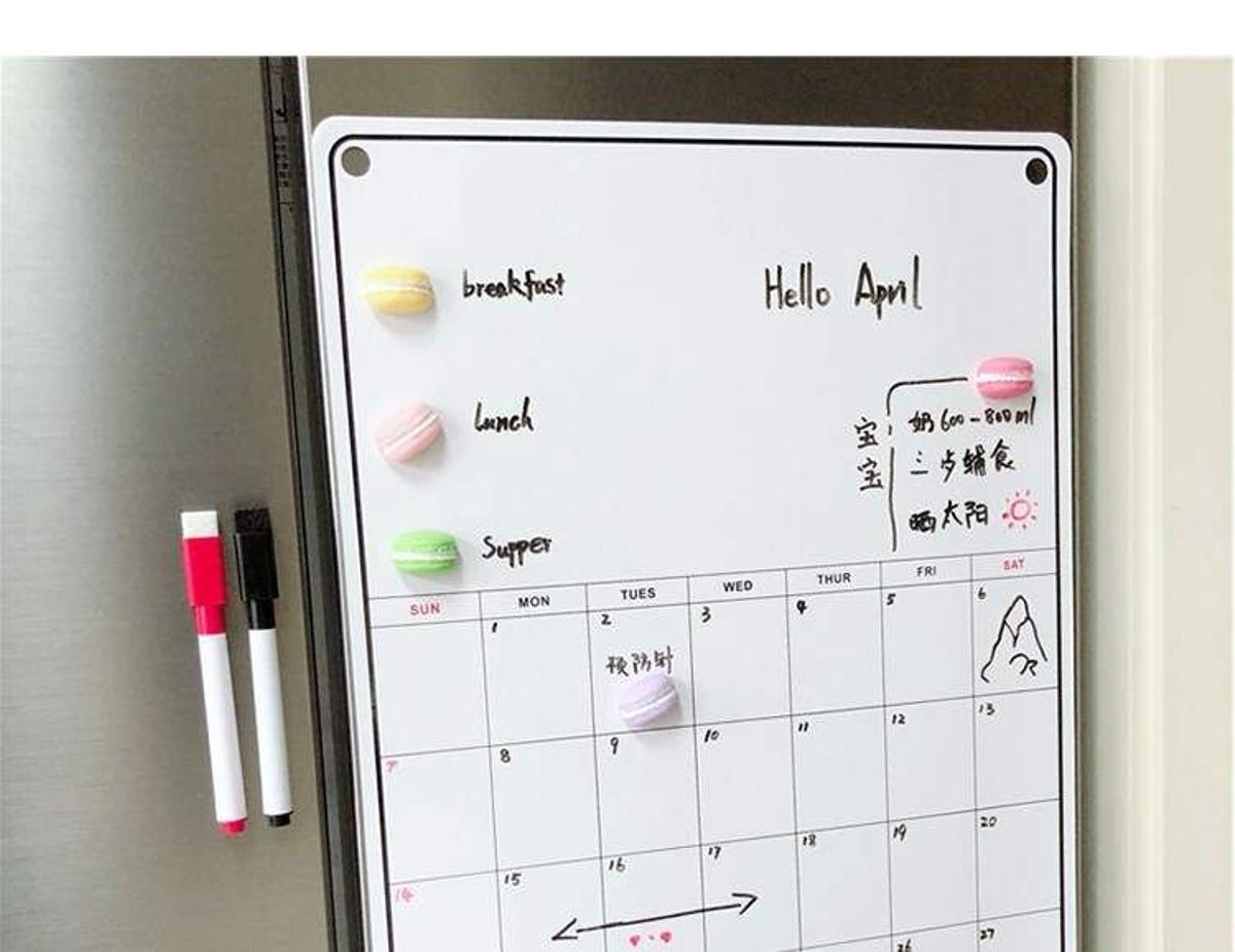 Planner mensual para la nevera con extra de macarons y bolis