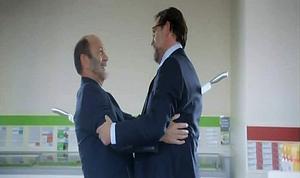 Falsos Rubalcaba i Rajoy en un espot de productes congelats.
