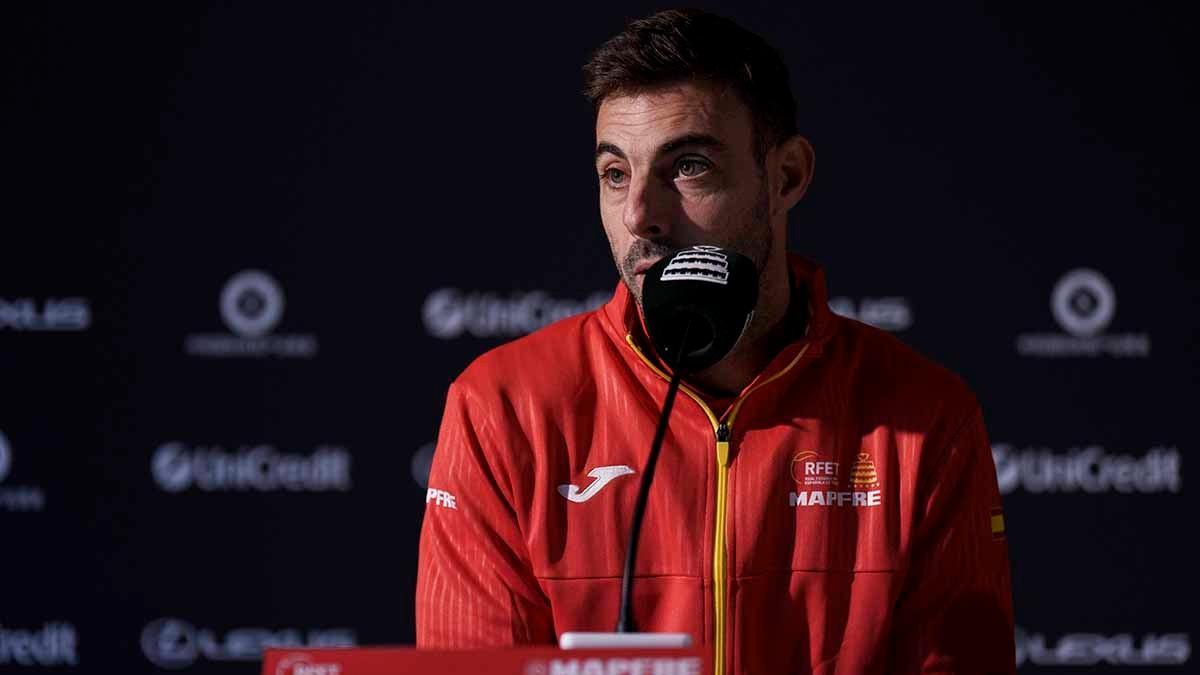 Marcel Granollers es baja del equipo de Copa Davis por lesión en el tobillo