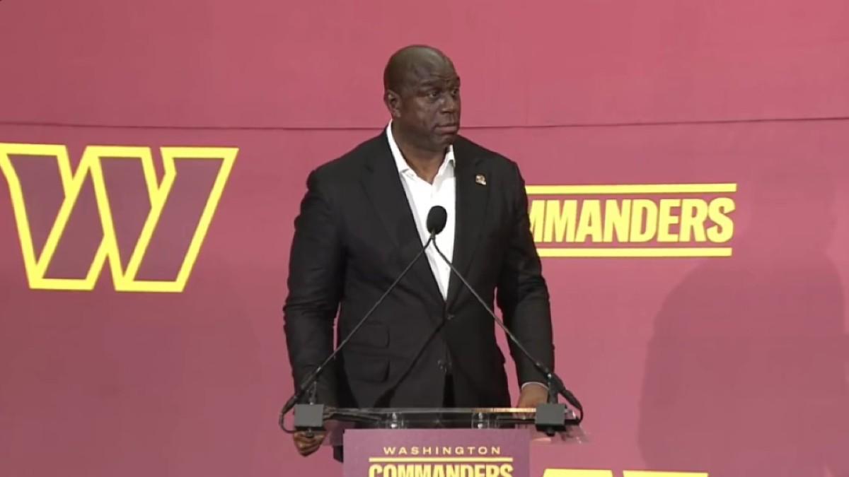 Magic Johnson, formernba and co -owner of the Washington Commanders