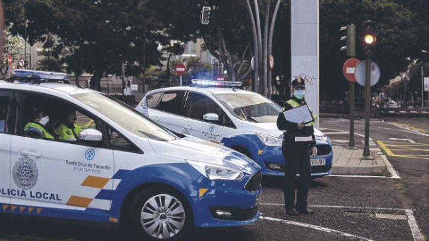 Imagen de archivo de la Policía Local en Santa Cruz de Tenerife.