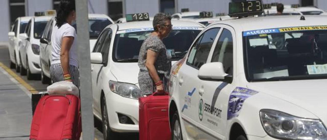 Barajan sustituir el bus al Rebolledo por taxis compartidos