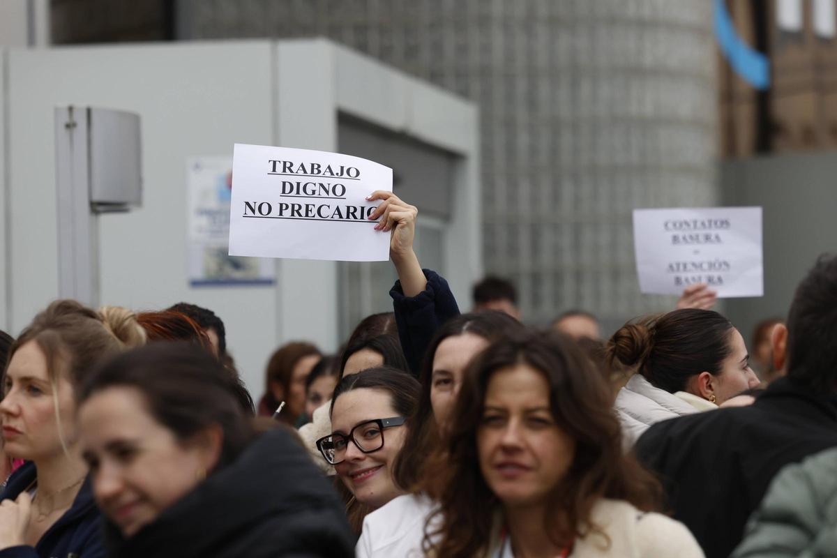 EN IMÁGENES: La protesta en el Hospital San Agustín de Avilés