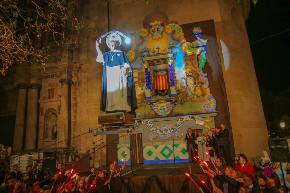 Subida a San Vicente en el Altar del Carmen