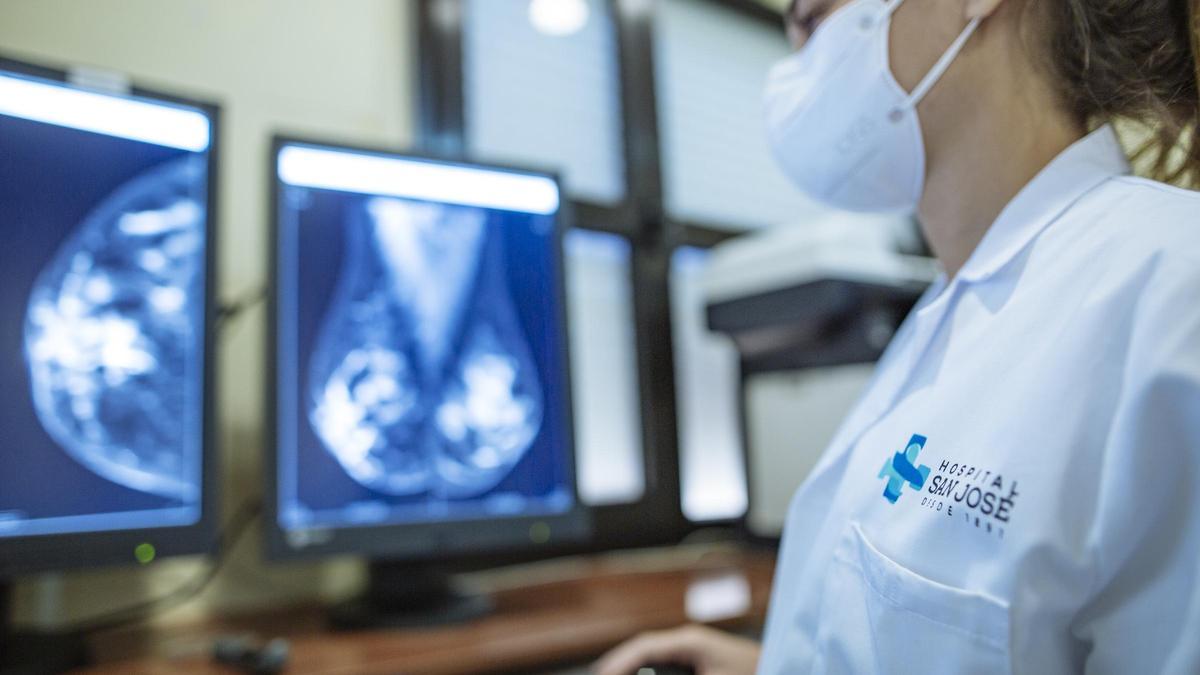 La unidad de Mama cuenta con la última tecnología para la detección precoz del cáncer de mama