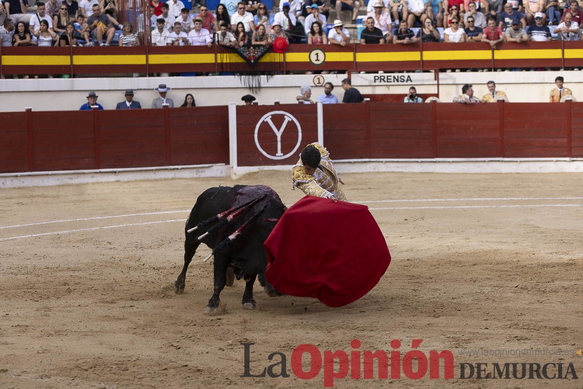 Tarde histórica en Abarán con la alternativa de José María Trigueros y el indulto de Tomás Rufo, junto a Castella salieron a hombros