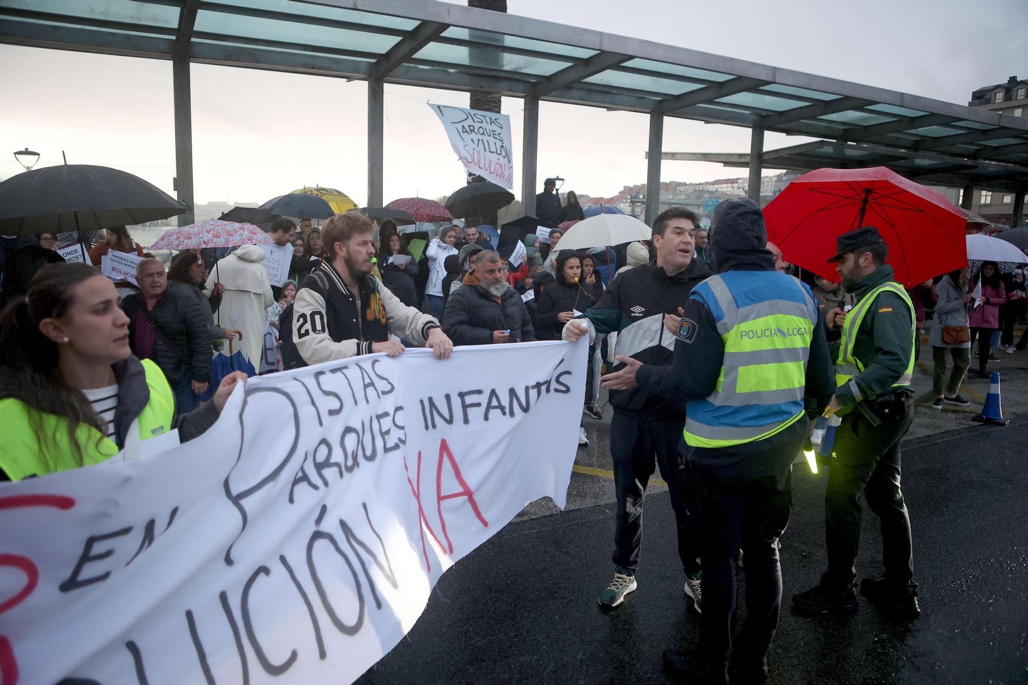 Protesta en O Temple pidiendo más pistas y parques