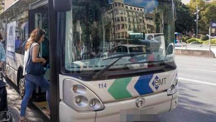 Denuncian a un turista de 84 años por manosear a una joven en un bus en  Palma
