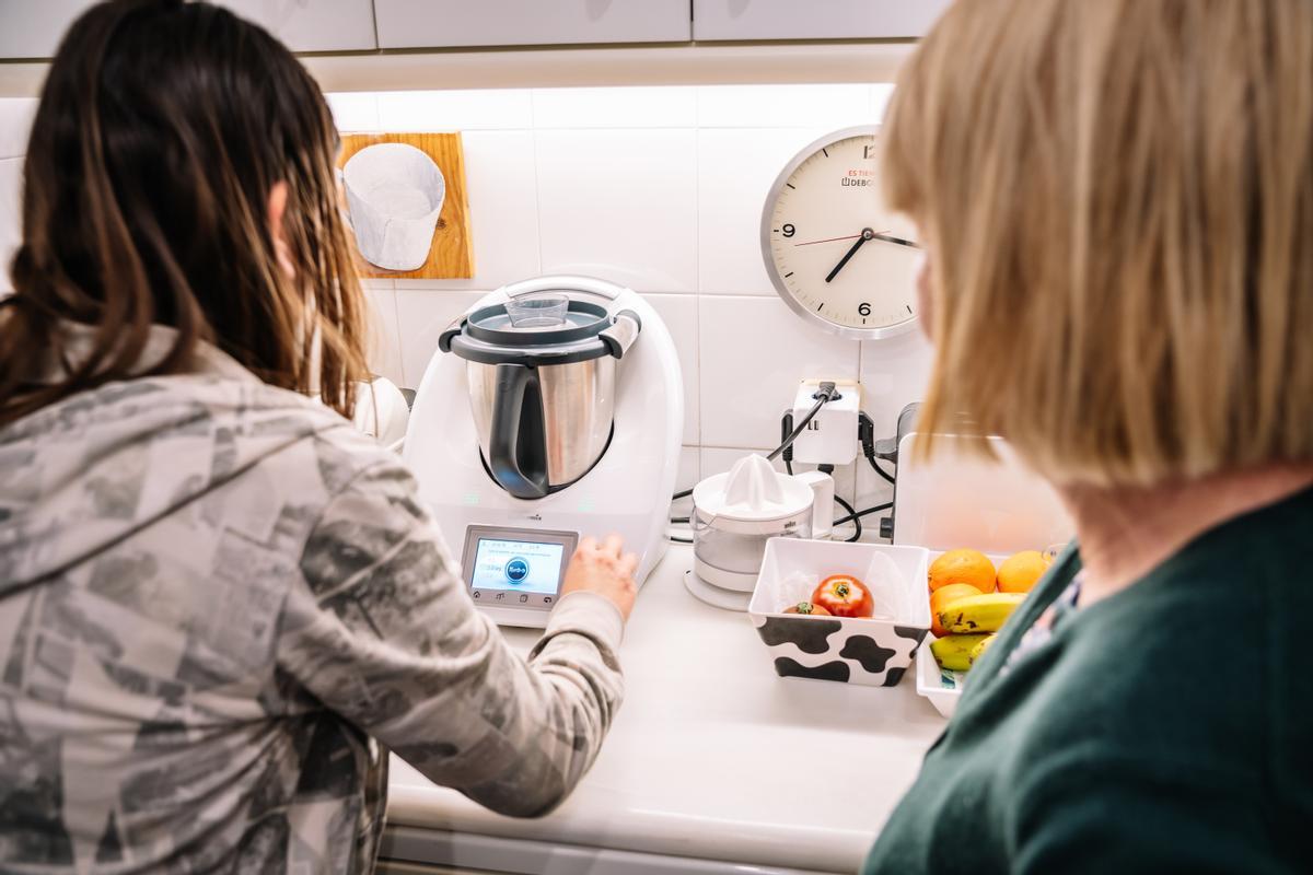 Incorpora todos los ingredientes a la Thermomix para su correcta elaboración.