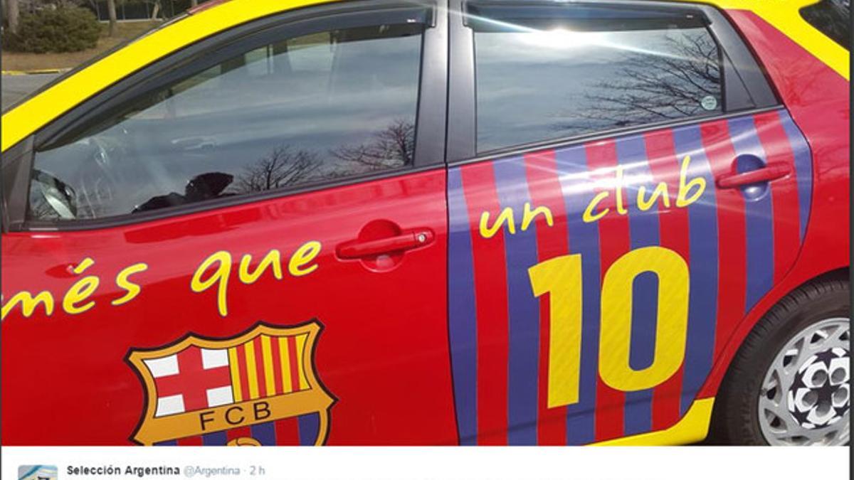 Acogen a Messi en Nueva Jersey con un coche personalizado