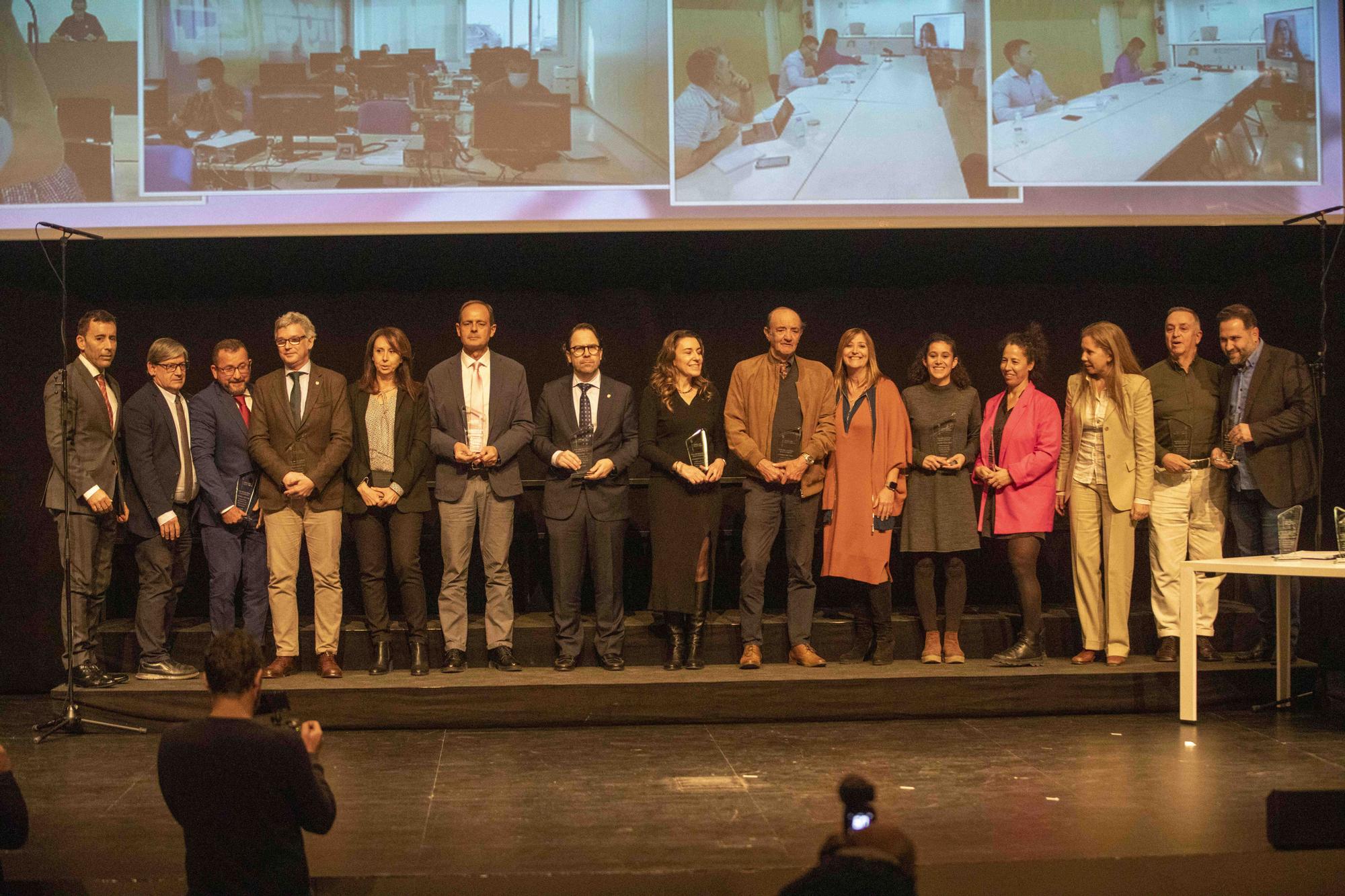 Reconocimiento a medio centenar de entidades por su colaboración en la lucha contra la covid