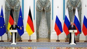 El canciller alemán, Olaf Scholz, y el presidente ruso, Vladímir Putin, durante su último encuentro, el 15 de febrero de 2022 en el Kremlin.