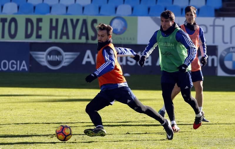 Entrenamiento puerta abierta en La Romareda