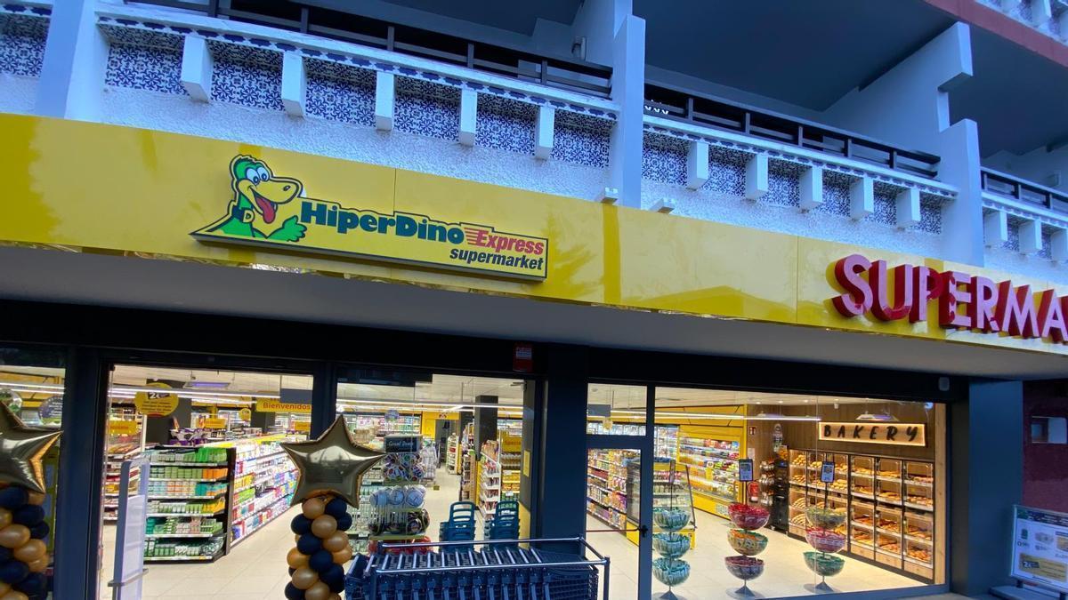 Uno de los Hiperdino Express de la cadena