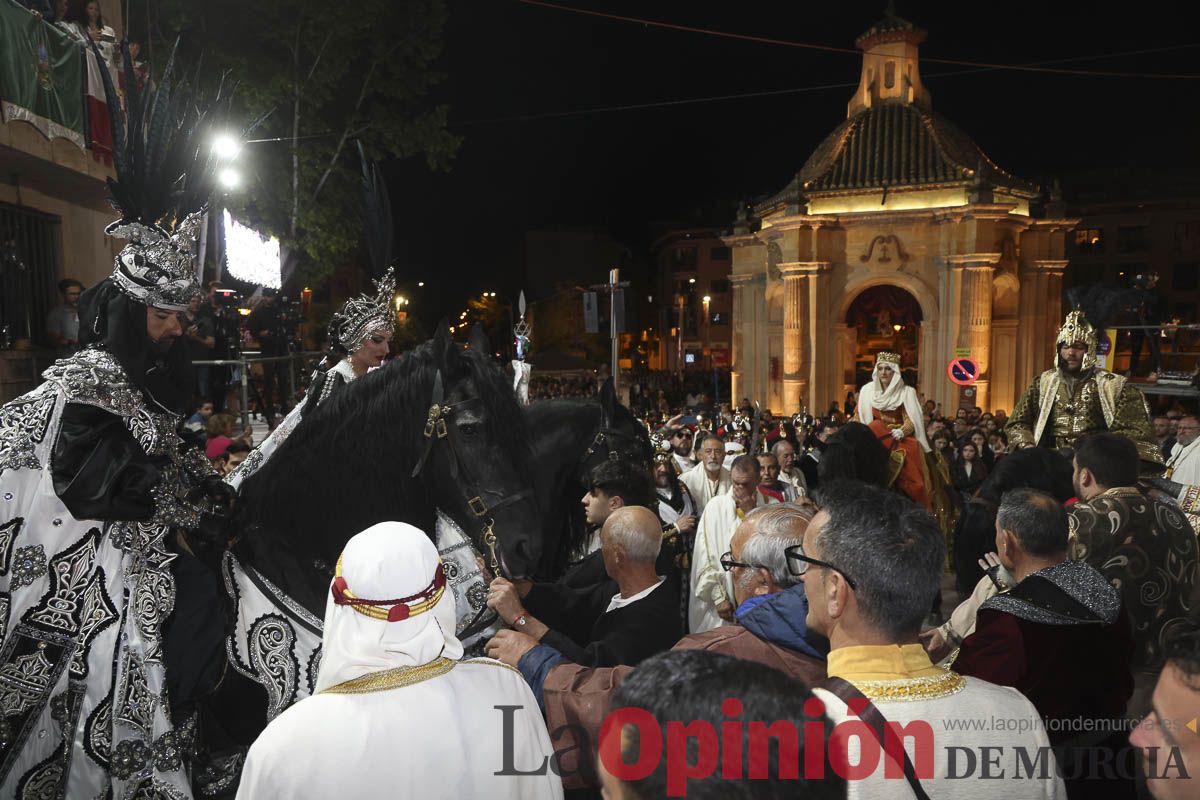 Fiestas de Caravaca: procesión del Baño (procesión, parlamento y baño de la Cruz)