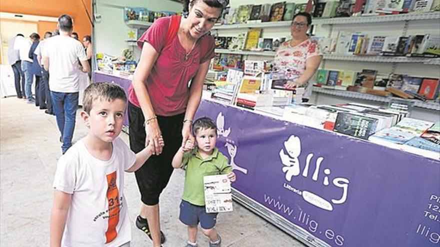 La Fira del Llibre repite ubicación en la plaza Colom desde mañana