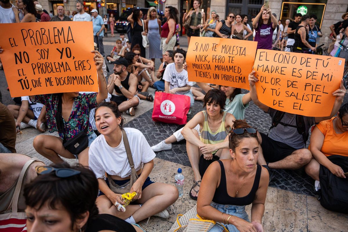 Gran manifestación antiracista en Barcelona