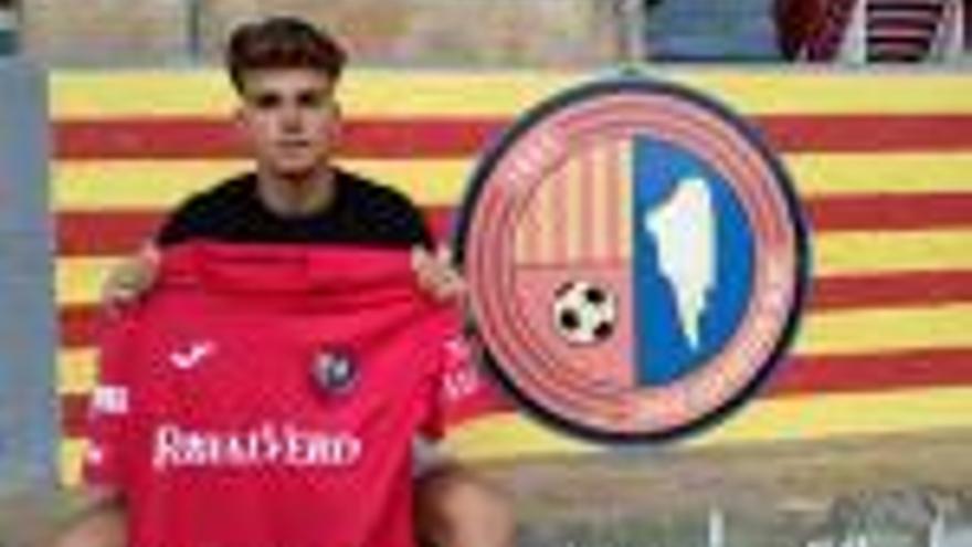 L&#039;Olot manté l&#039;aposta gironina i fitxa el lateral Pep Chavarría (Figueres)