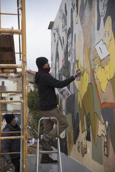 Moià persevera i el mural de l''1-0 inspirat en el Guernica torna a lluir a la plaça del CAP