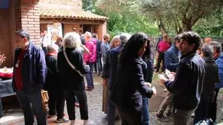 Quaranta pobles de Catalunya i la Catalunya Nord teixeixen vincles a Bàscara en la trobada de municipis sense fronteres