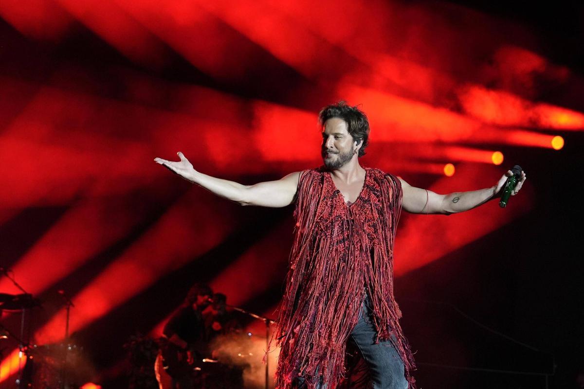 Manuel Carrasco toca en el Palau Sant Jordi dentro de su gira Salvaje
