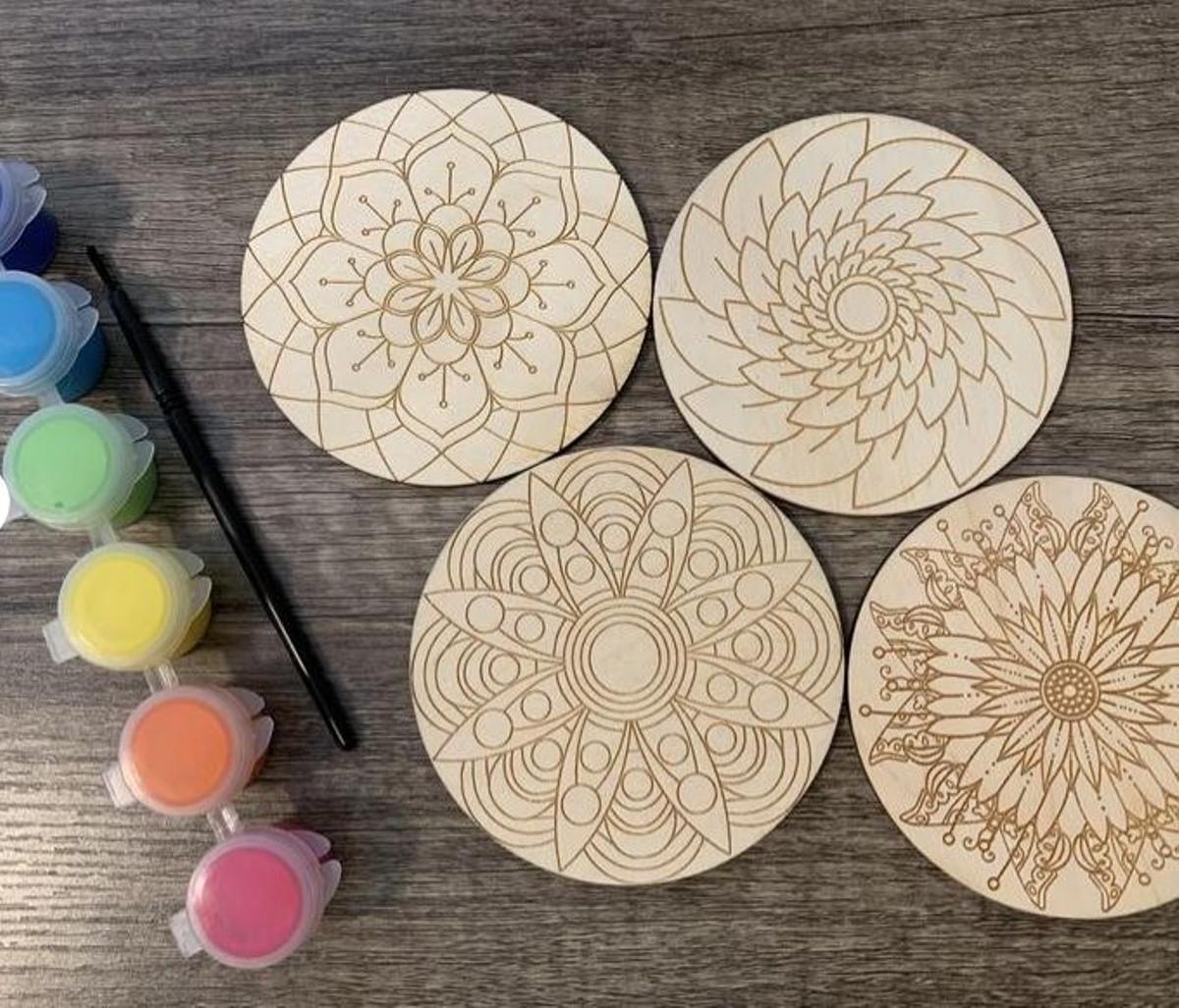 Kit de pintura en madera con mandalas (Precio: 21,17 euros)