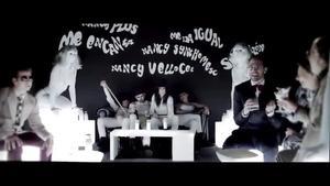Videoclip ’Me encanta’ (I love it) de Nancys Rubias dirigit per Alejandro Amenábar.