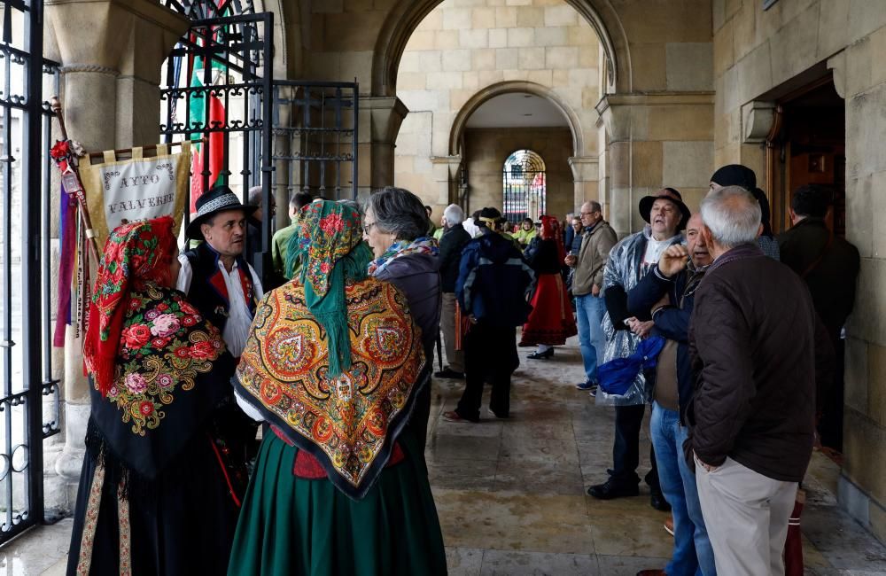 Celebración del Día de León en Gijón